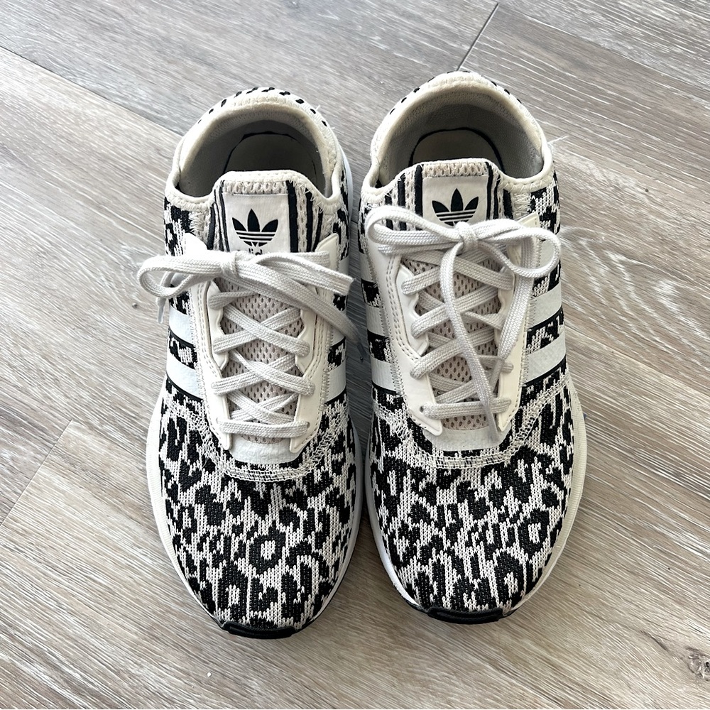 Adidas Women’s Swift Run X